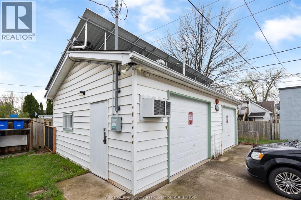 1361 ALBERT, Windsor, Ontario, N8Y3R1 — Photo 35