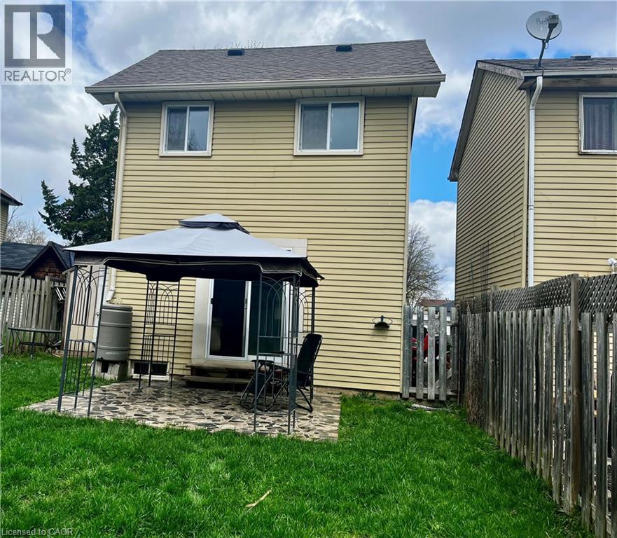 58 ENFIELD Crescent, Brantford, Ontario, N3P1B2 — Photo 22