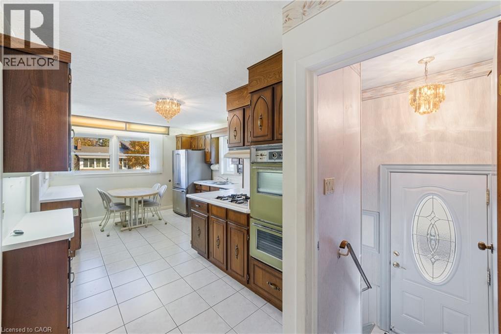 20 BURWELL Avenue, Stoney Creek, Ontario, L8G3L7 — Photo 14