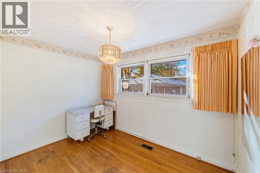 20 BURWELL Avenue, Stoney Creek, Ontario, L8G3L7 — Photo 19