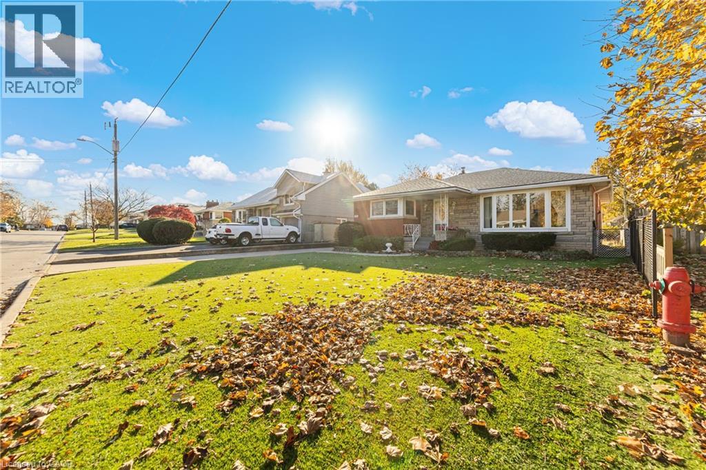 20 BURWELL Avenue, Stoney Creek, Ontario, L8G3L7 — Photo 4