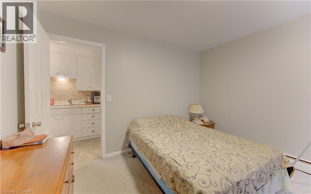 48 DUPONT Street, Waterloo, Ontario, N2J2G9 — Photo 37