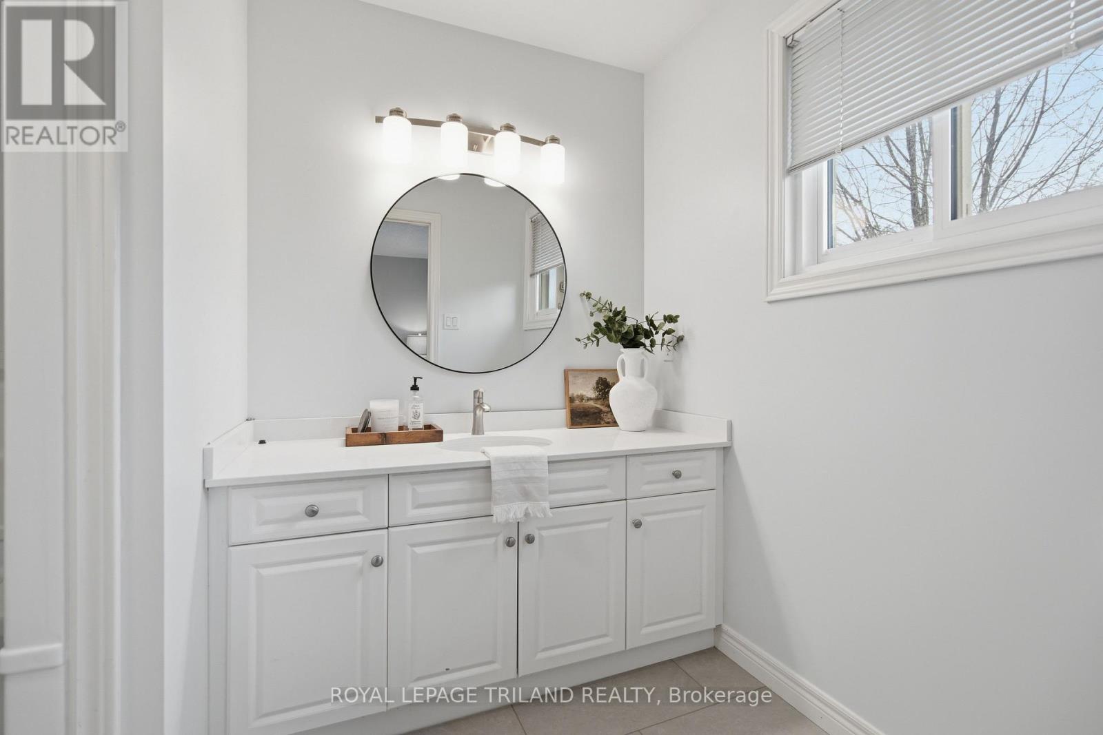 32 WINGREEN LANE, Middlesex Centre (Kilworth), Ontario, N0L1R0 — Photo 21