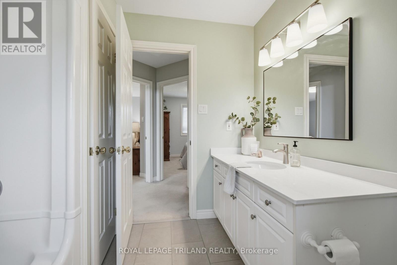 32 WINGREEN LANE, Middlesex Centre (Kilworth), Ontario, N0L1R0 — Photo 28