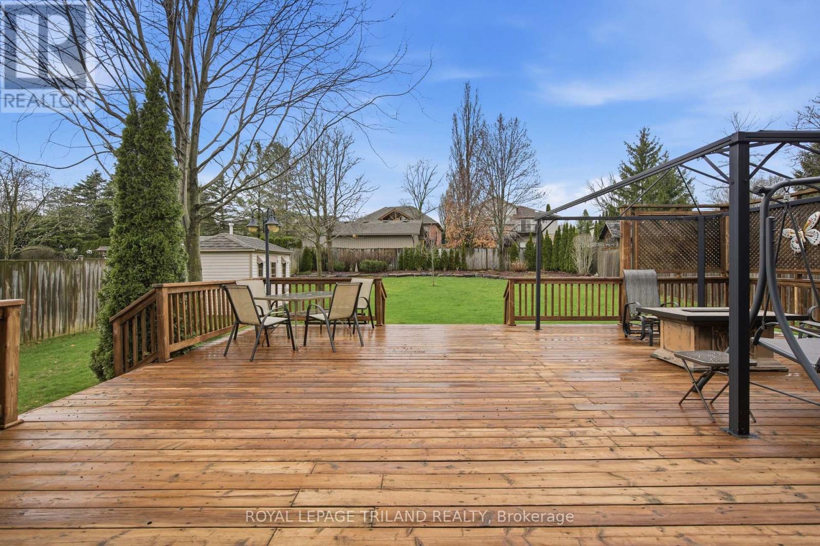 32 WINGREEN LANE, Middlesex Centre (Kilworth), Ontario, N0L1R0 — Photo 37