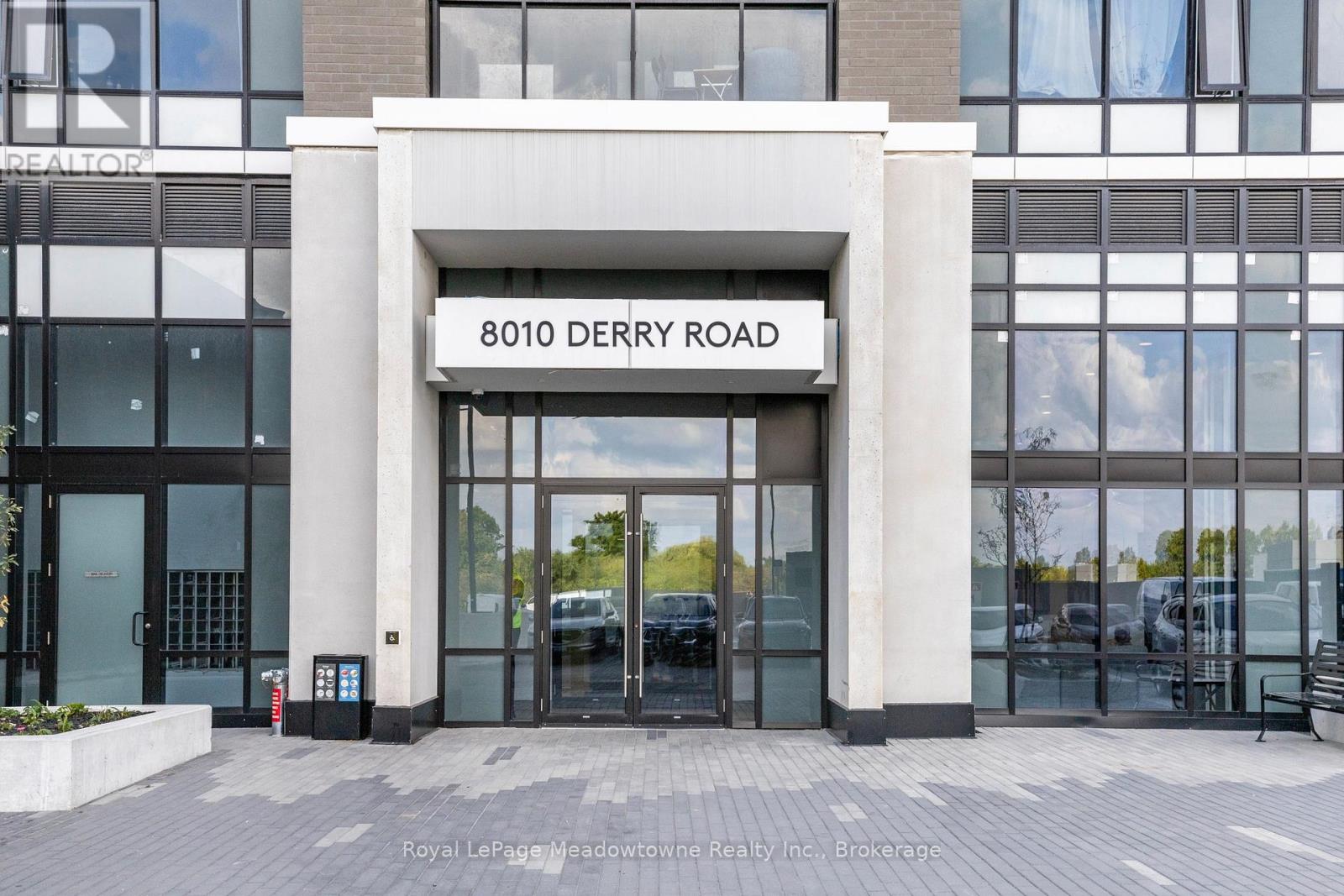 TH 107 - 8010 DERRY ROAD, Milton (CO Coates), Ontario, L9T2X5 — Photo 2