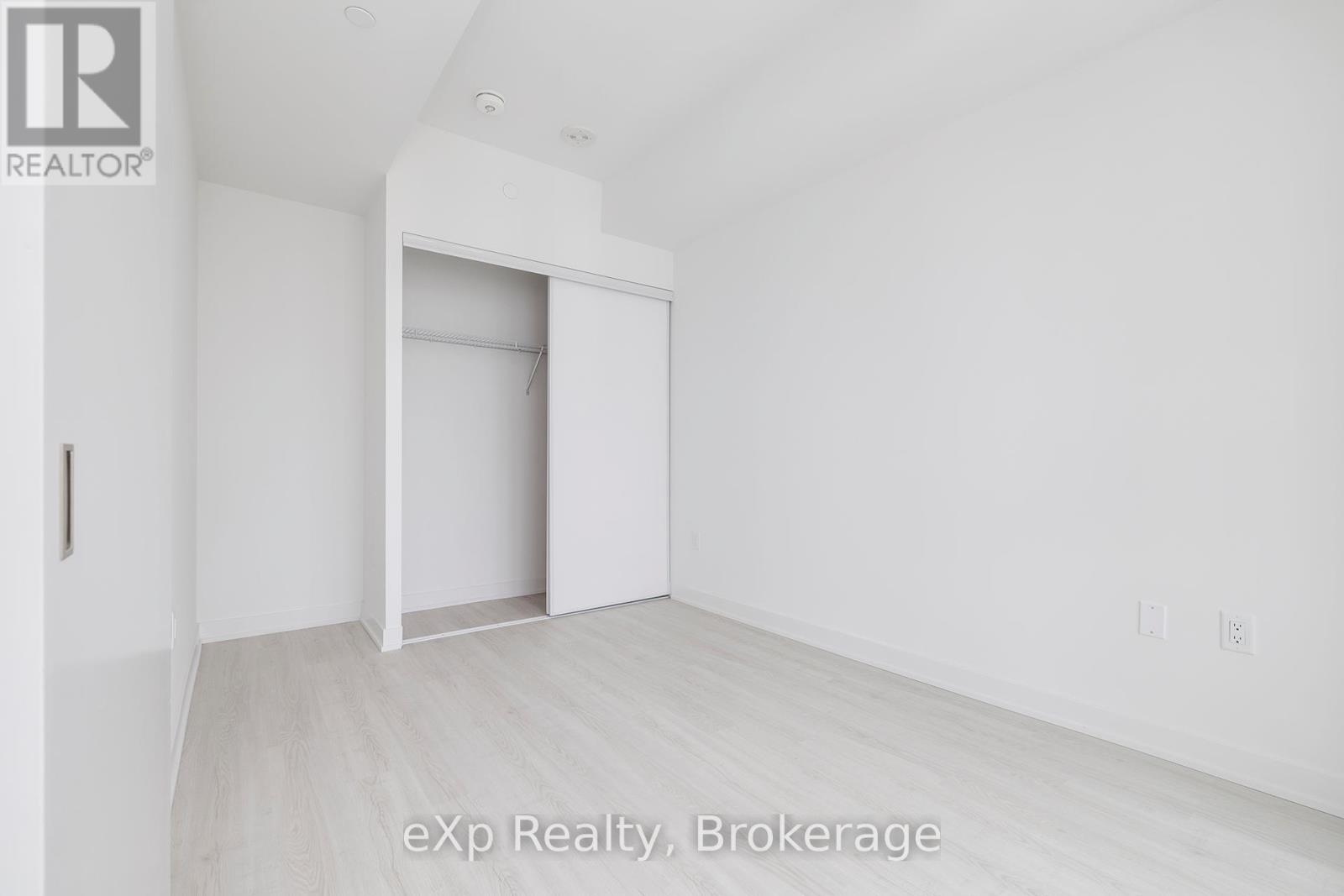 3912 - 3883 QUARTZ ROAD, Mississauga (City Centre), Ontario, L5B0M4 — Photo 5