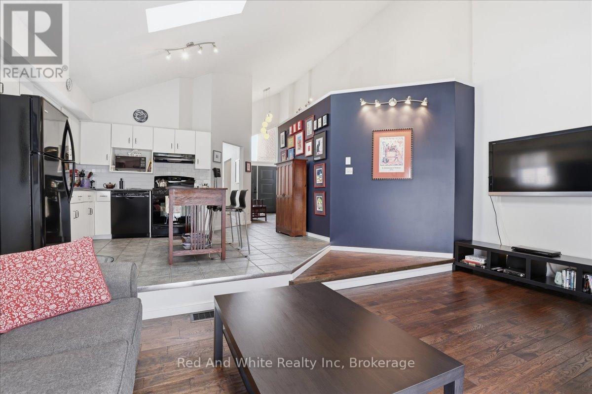 110 MILTON AVENUE W, Cambridge, Ontario, N3C3W5 — Photo 18