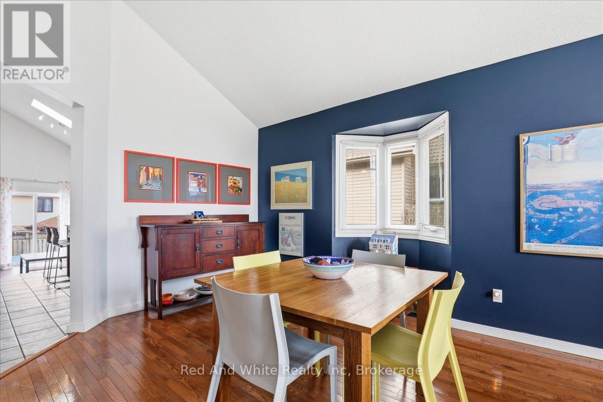 110 MILTON AVENUE W, Cambridge, Ontario, N3C3W5 — Photo 8