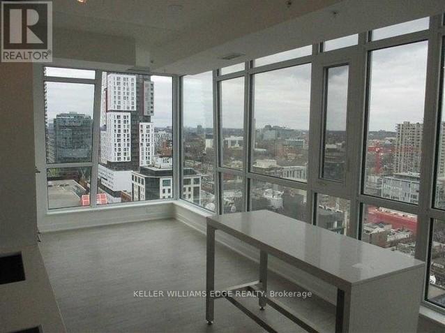 2009 - 30 NELSON STREET, Toronto (Waterfront Communities), Ontario, M5V0H4 — Photo 2