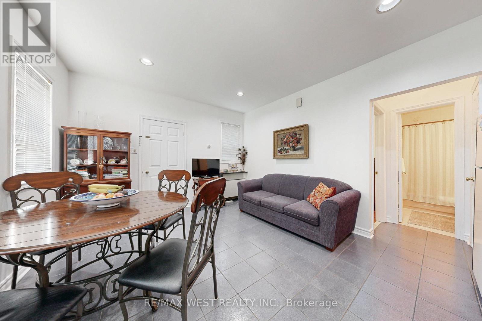 52 HEYDON PARK ROAD, Toronto (Little Portugal), Ontario, M6J2C8 — Photo 14