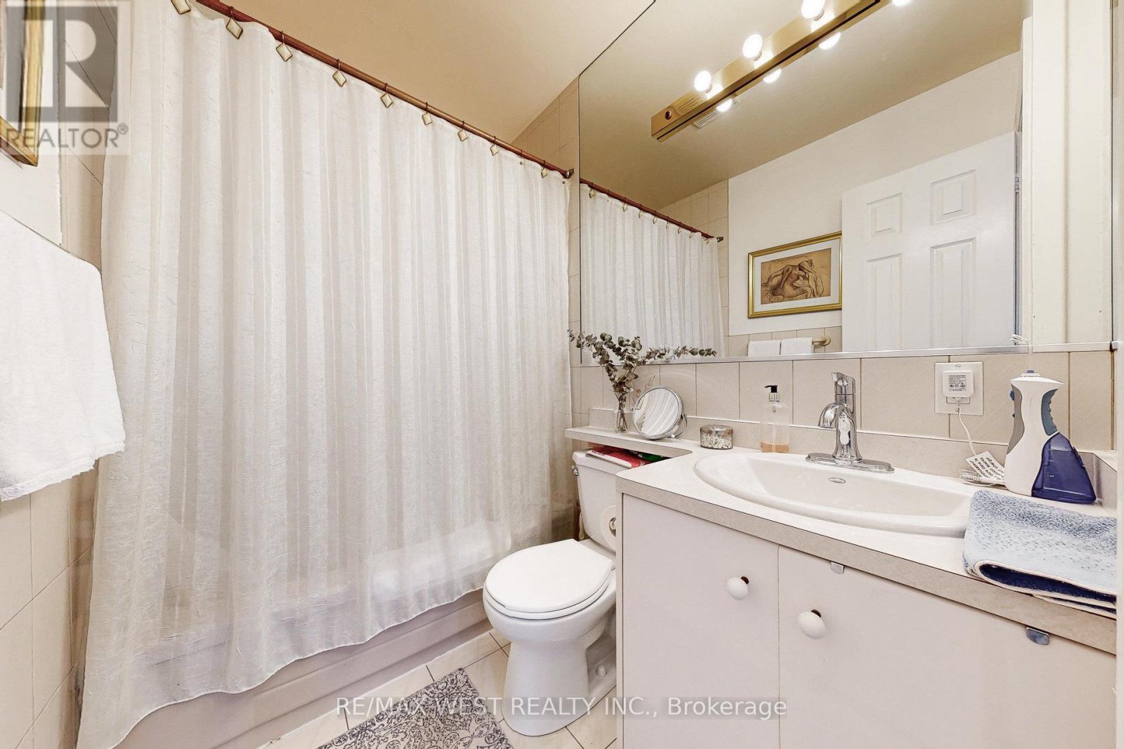 52 HEYDON PARK ROAD, Toronto (Little Portugal), Ontario, M6J2C8 — Photo 16