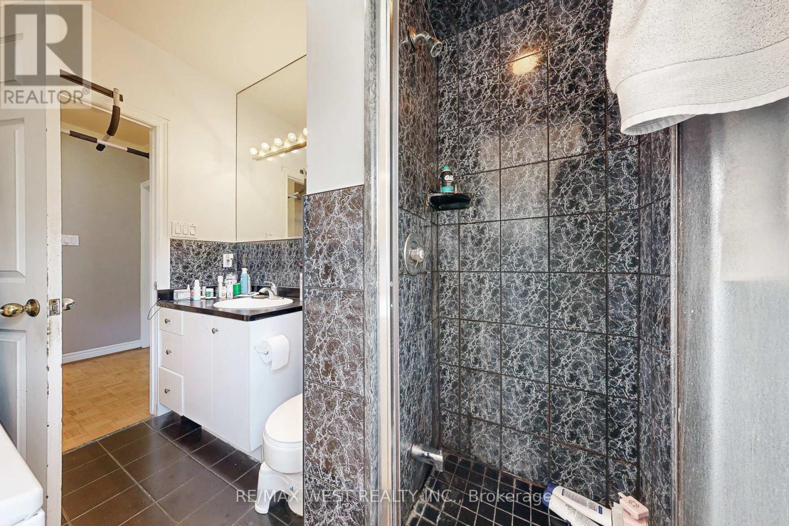 52 HEYDON PARK ROAD, Toronto (Little Portugal), Ontario, M6J2C8 — Photo 28