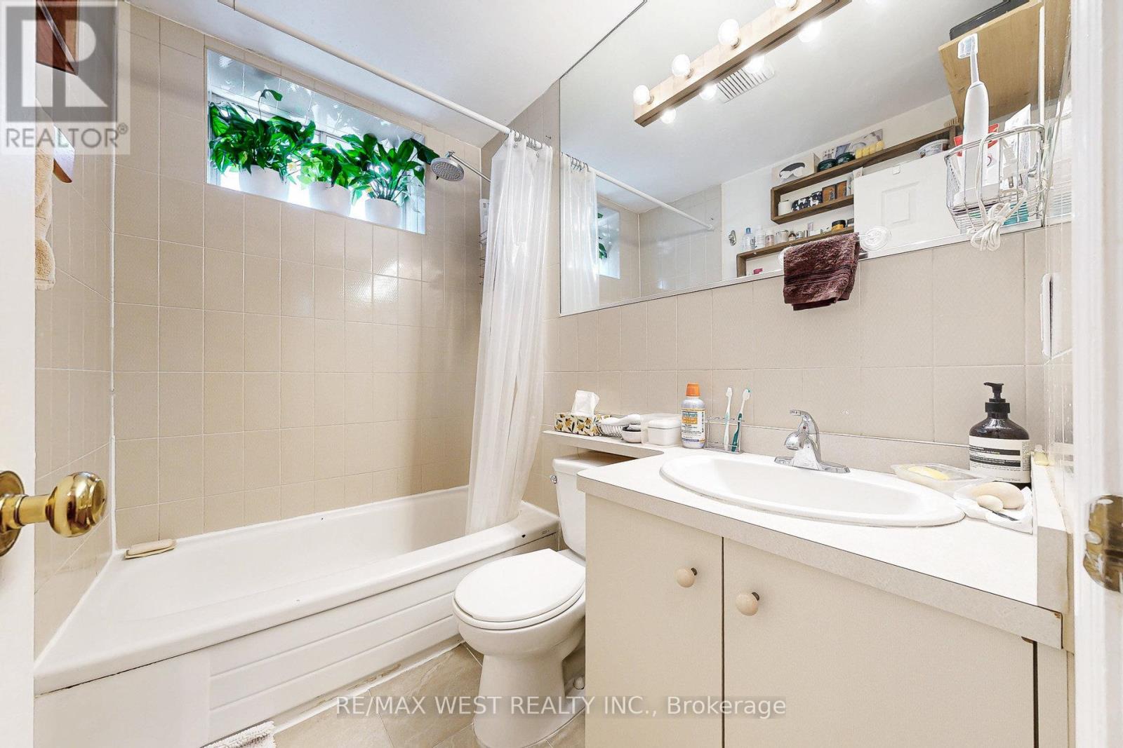 52 HEYDON PARK ROAD, Toronto (Little Portugal), Ontario, M6J2C8 — Photo 38