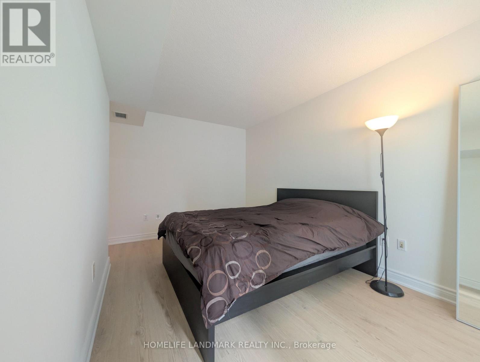 931 - 15 ICEBOAT TERRACE, Toronto (Waterfront Communities), Ontario, M5V4A5 — Photo 16