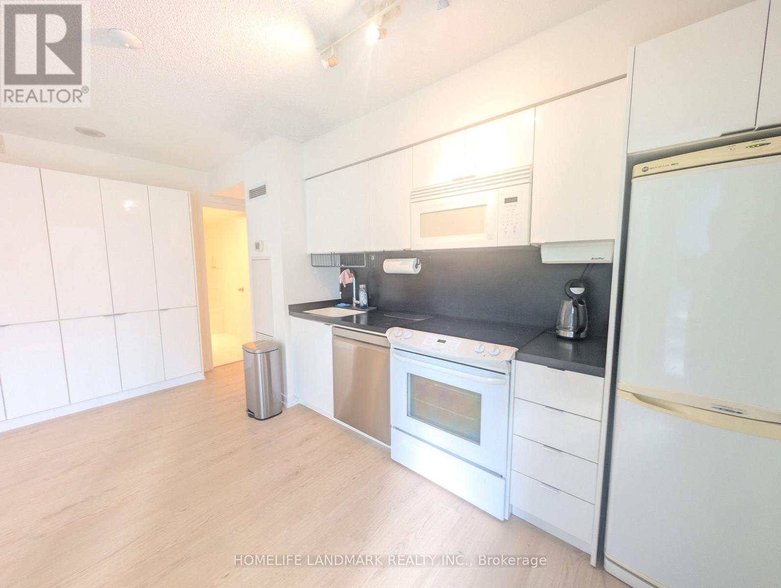 931 - 15 ICEBOAT TERRACE, Toronto (Waterfront Communities), Ontario, M5V4A5 — Photo 19