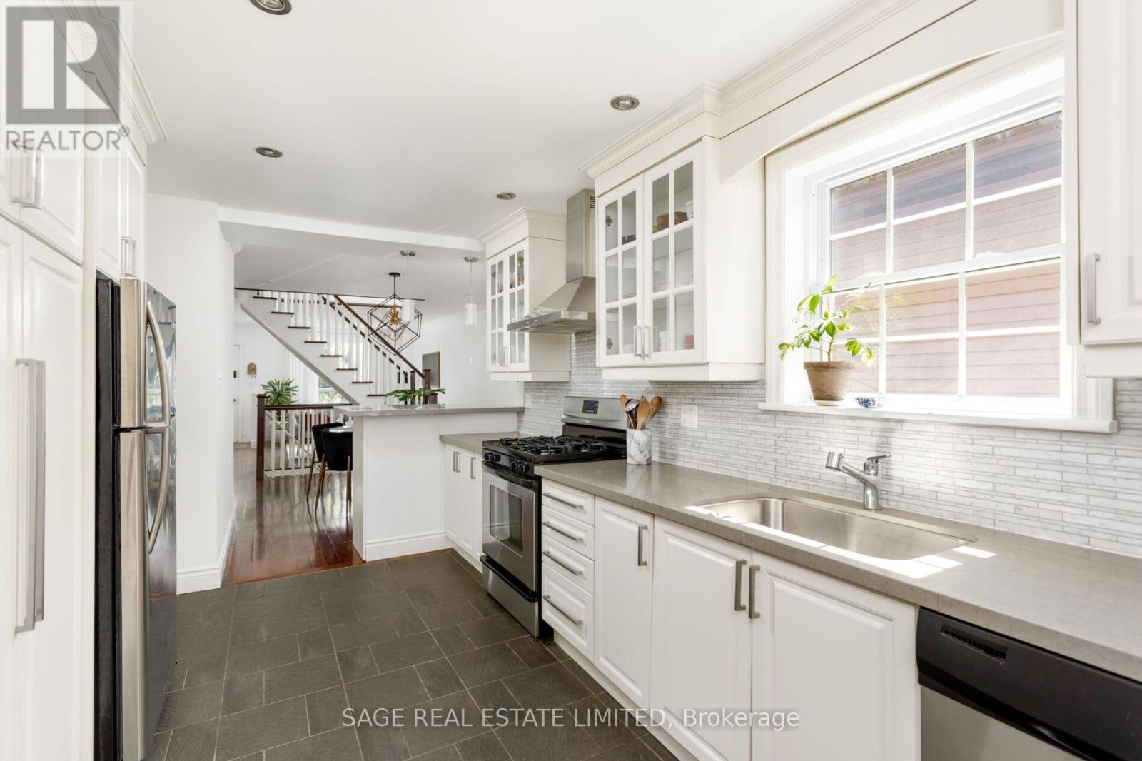 206 HAMILTON STREET, Toronto (South Riverdale), Ontario, M4M2E2 — Photo 13