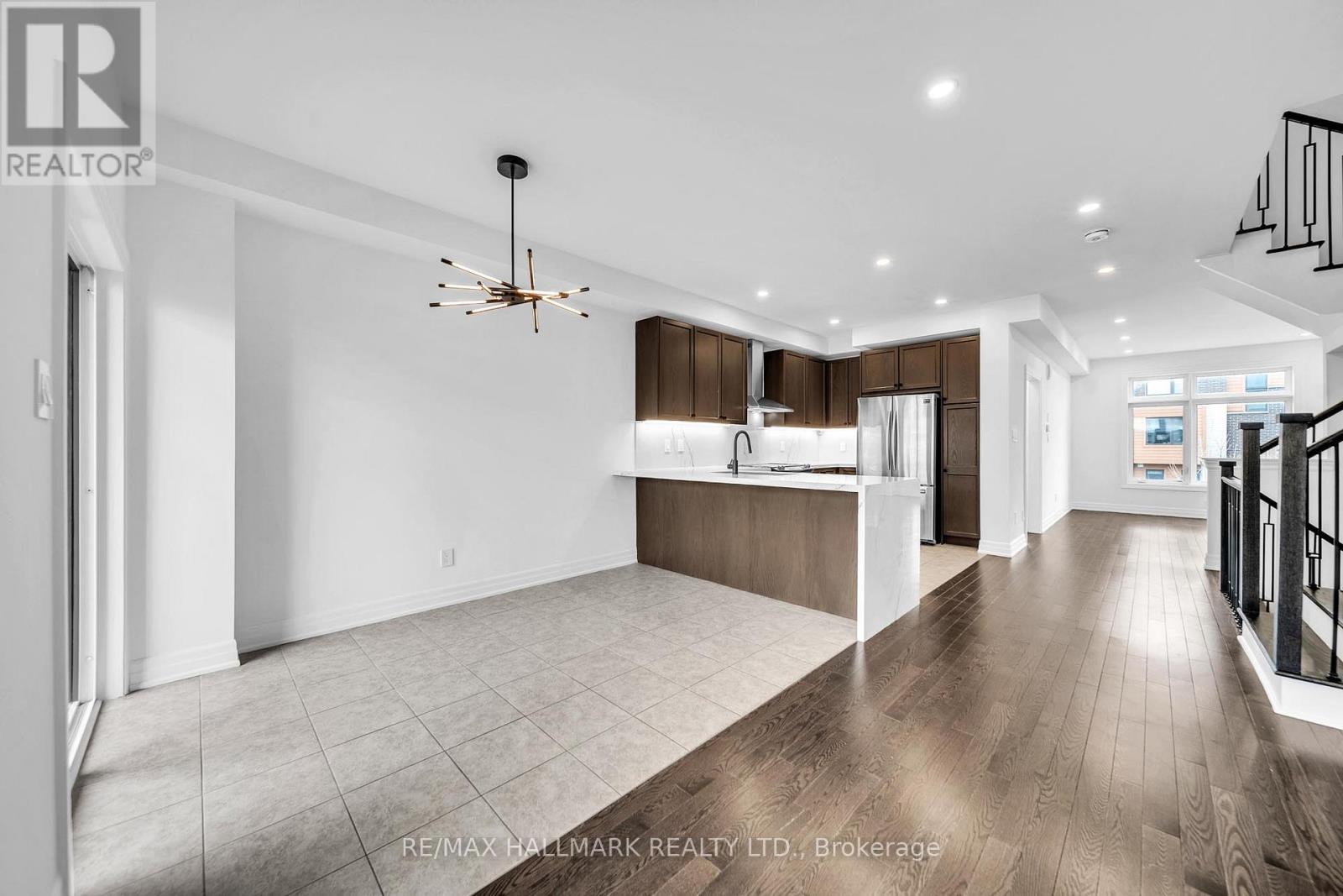 52 ALLURE STREET, Newmarket (Woodland Hill), Ontario, L3X0L2 — Photo 17