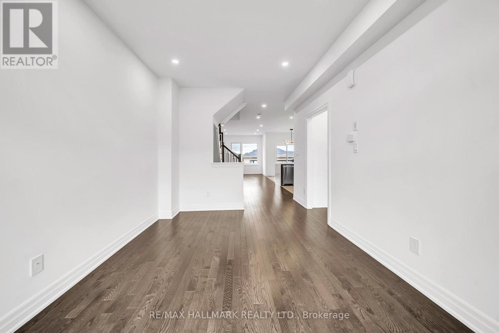 52 ALLURE STREET, Newmarket (Woodland Hill), Ontario, L3X0L2 — Photo 24