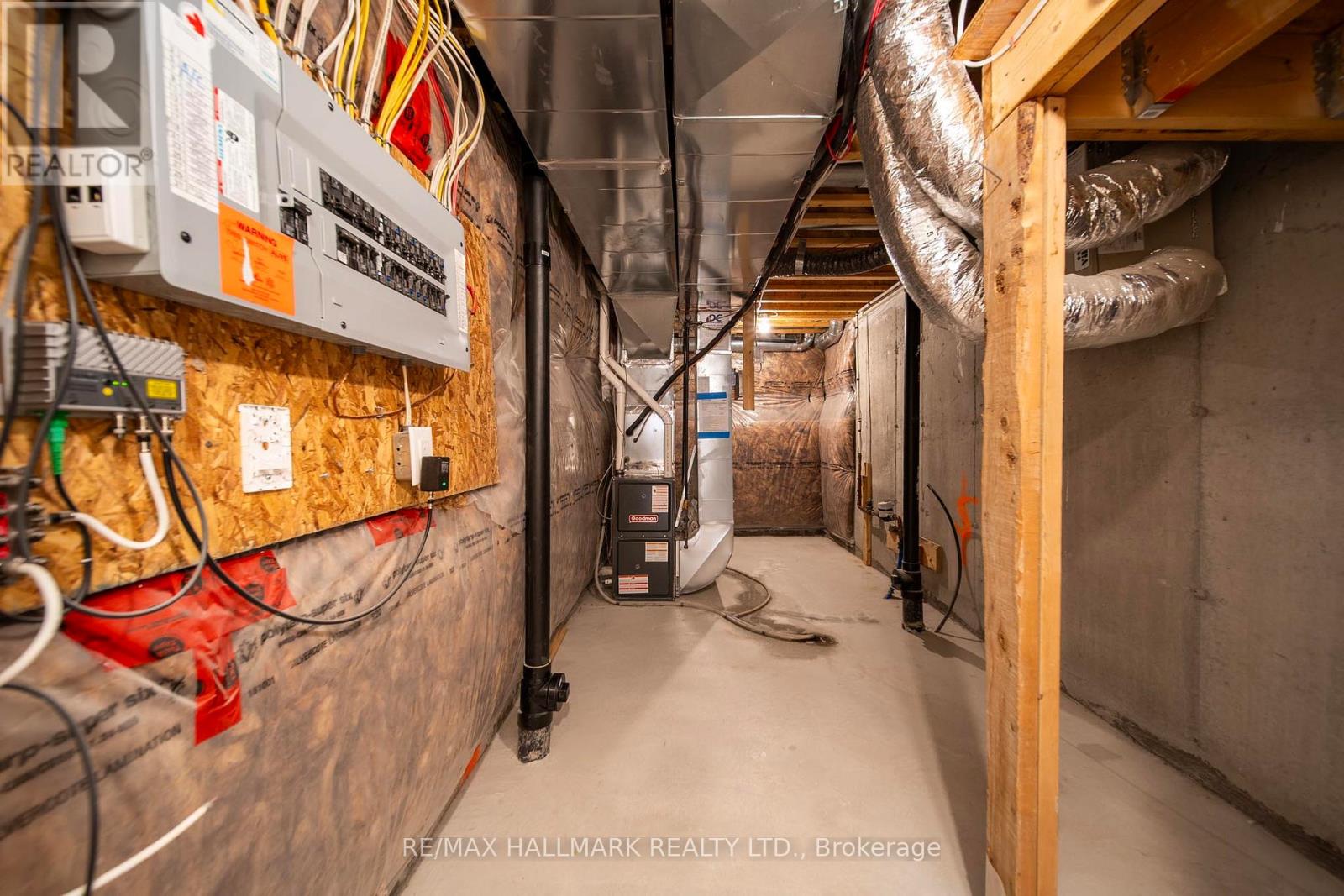 52 ALLURE STREET, Newmarket (Woodland Hill), Ontario, L3X0L2 — Photo 43