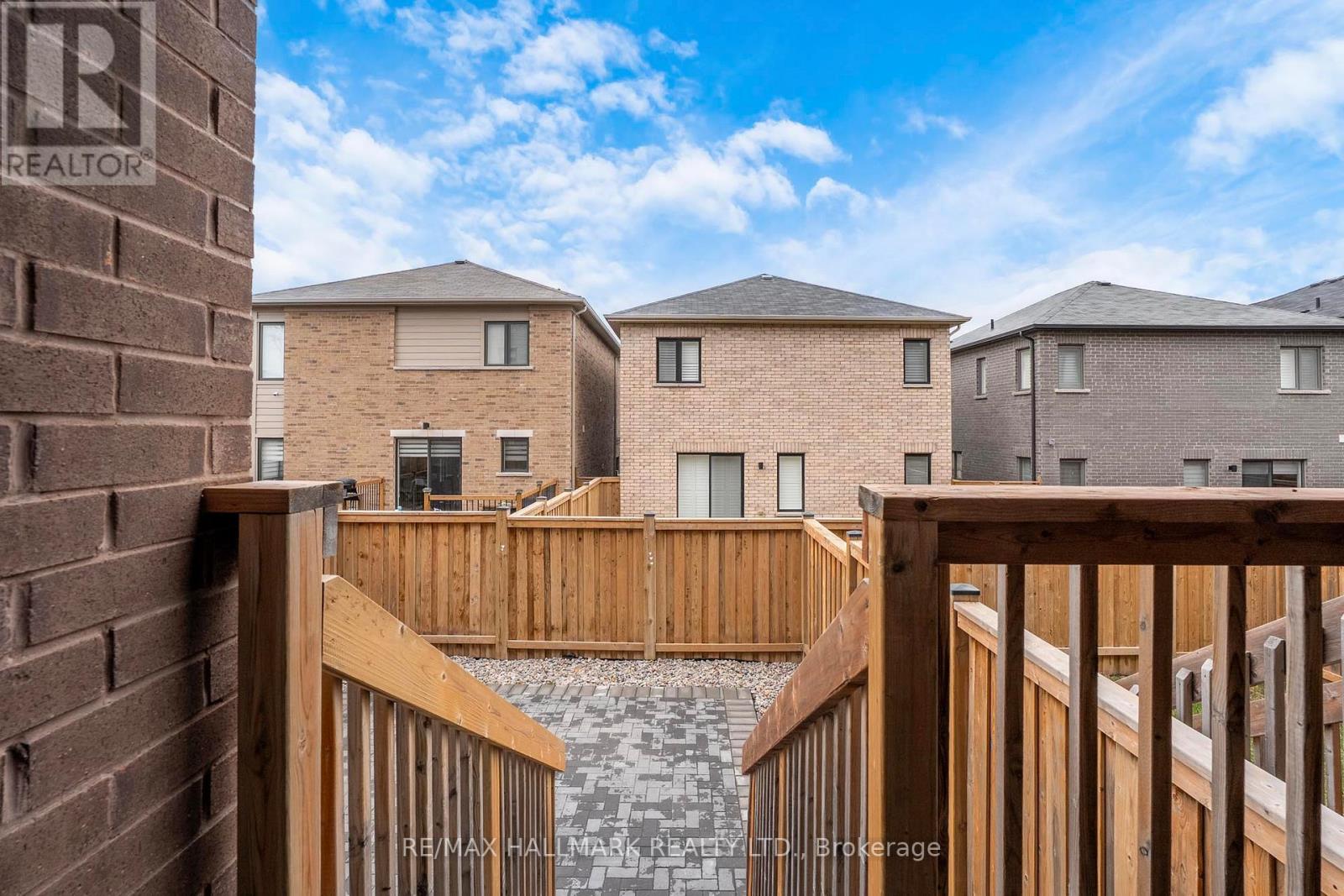 52 ALLURE STREET, Newmarket (Woodland Hill), Ontario, L3X0L2 — Photo 44