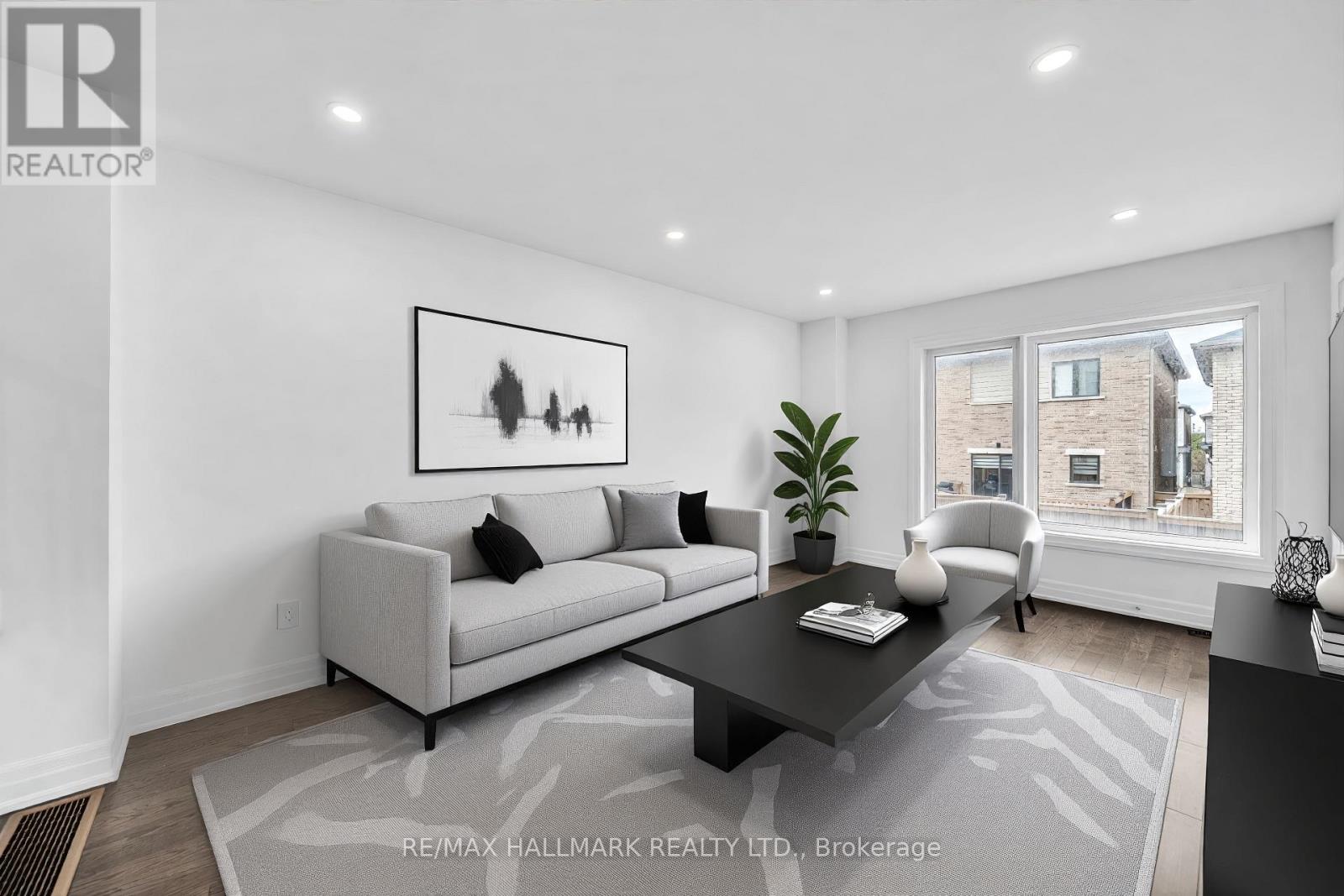 52 ALLURE STREET, Newmarket (Woodland Hill), Ontario, L3X0L2 — Photo 9