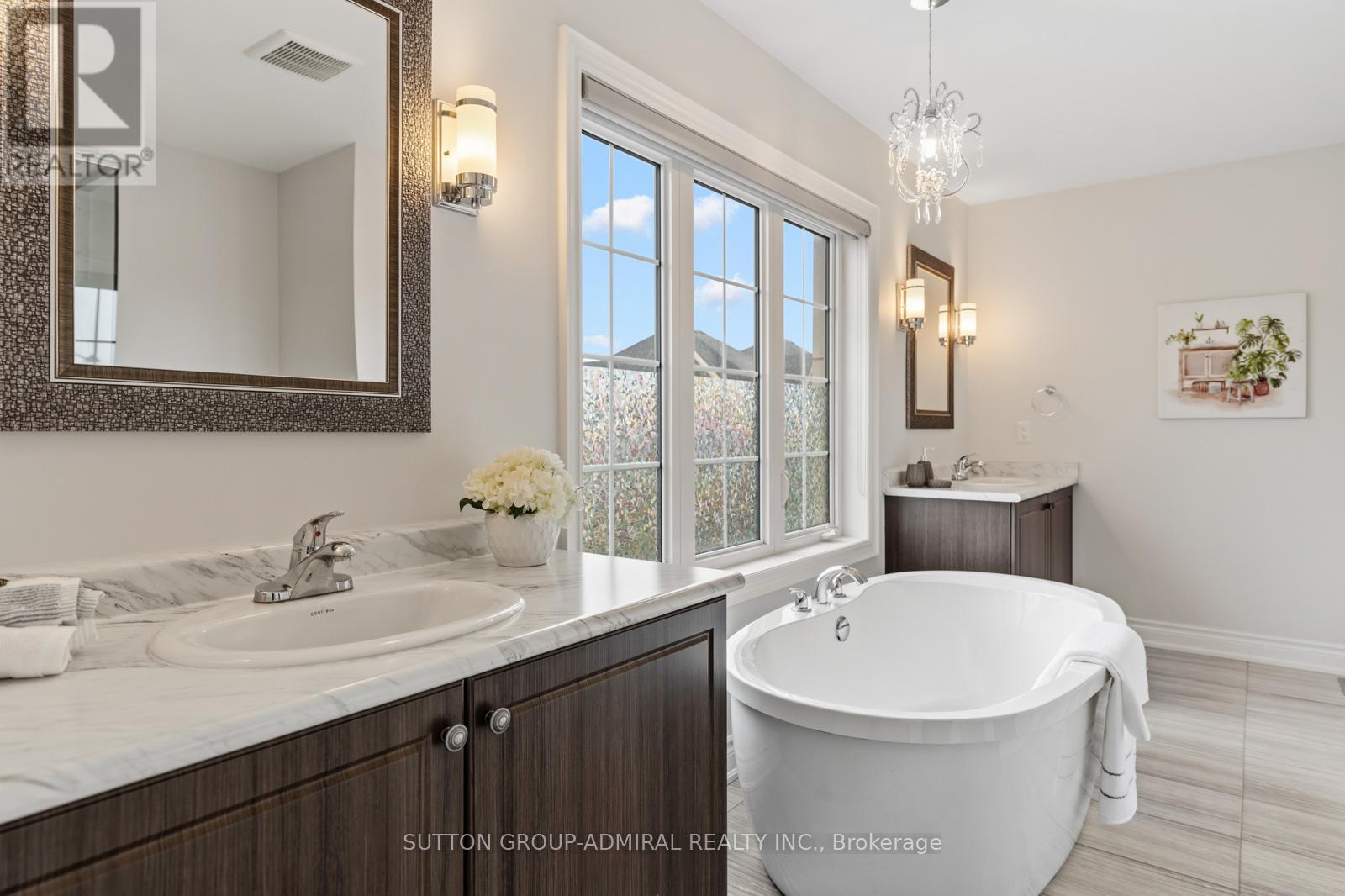 2 WILLIAM LUCK AVENUE, East Gwillimbury (Queensville), Ontario, L9N0S1 — Photo 22