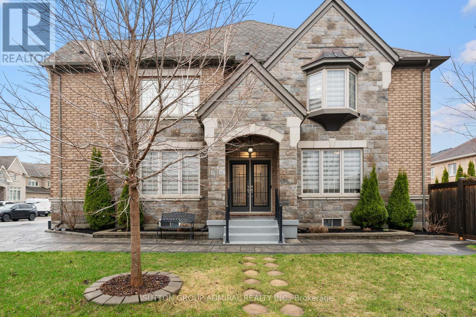 2 WILLIAM LUCK AVENUE, East Gwillimbury (Queensville), Ontario, L9N0S1 — Photo 3