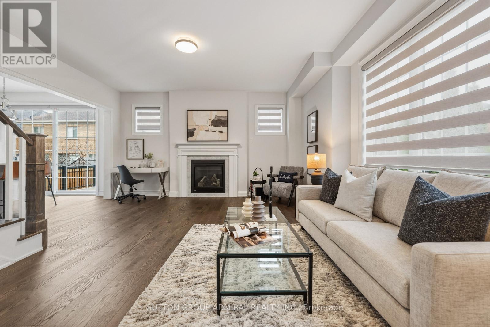 2 WILLIAM LUCK AVENUE, East Gwillimbury (Queensville), Ontario, L9N0S1 — Photo 9