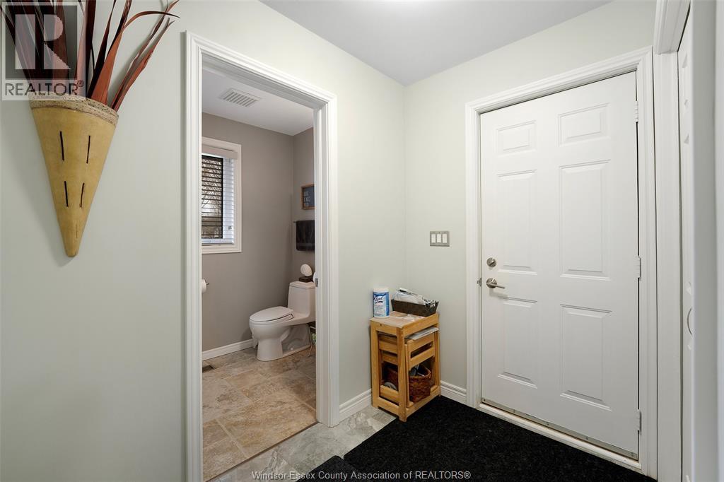 2098 EDGEMORE AVENUE, LaSalle, Ontario, N9H2K1 — Photo 20