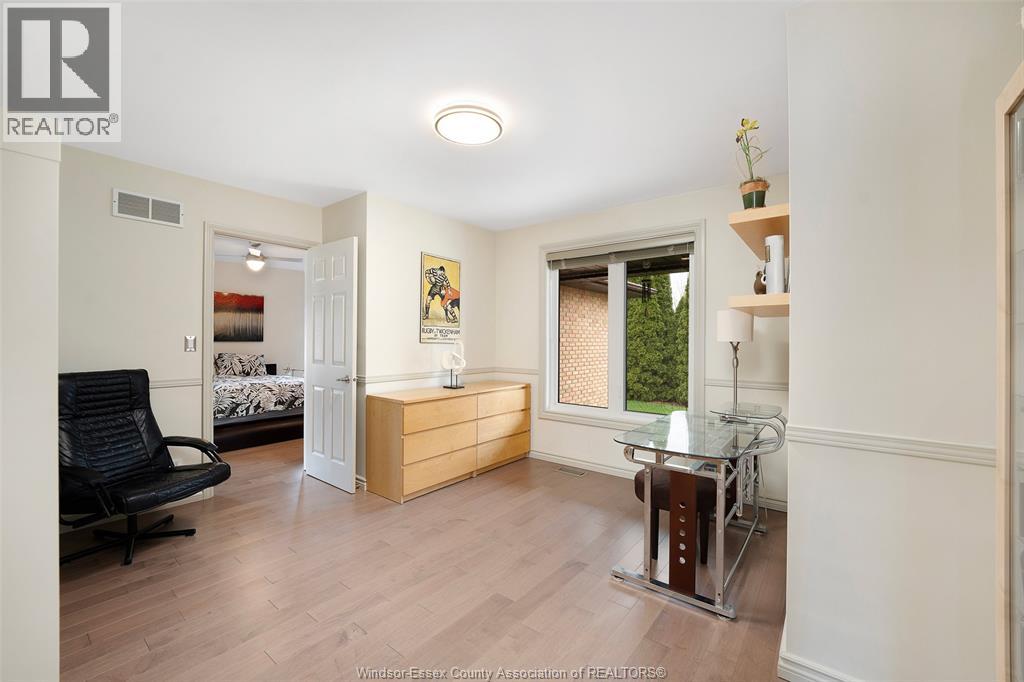 2098 EDGEMORE AVENUE, LaSalle, Ontario, N9H2K1 — Photo 22