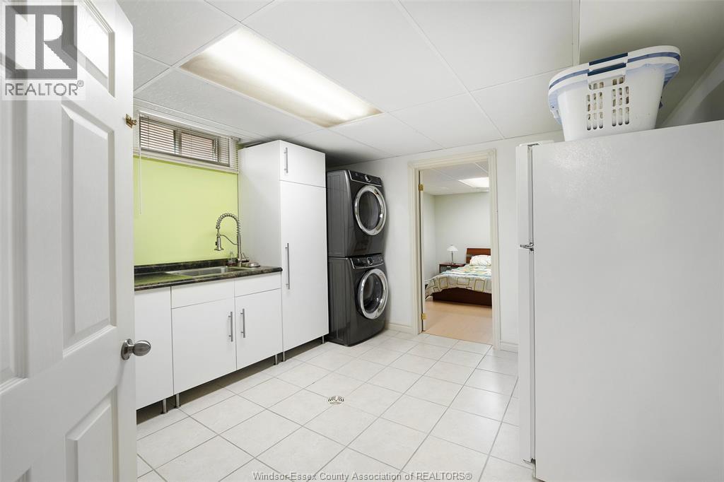 2098 EDGEMORE AVENUE, LaSalle, Ontario, N9H2K1 — Photo 41