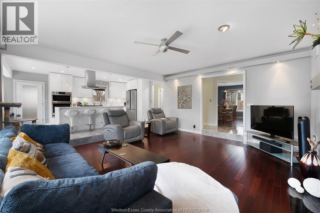 2098 EDGEMORE AVENUE, LaSalle, Ontario, N9H2K1 — Photo 8