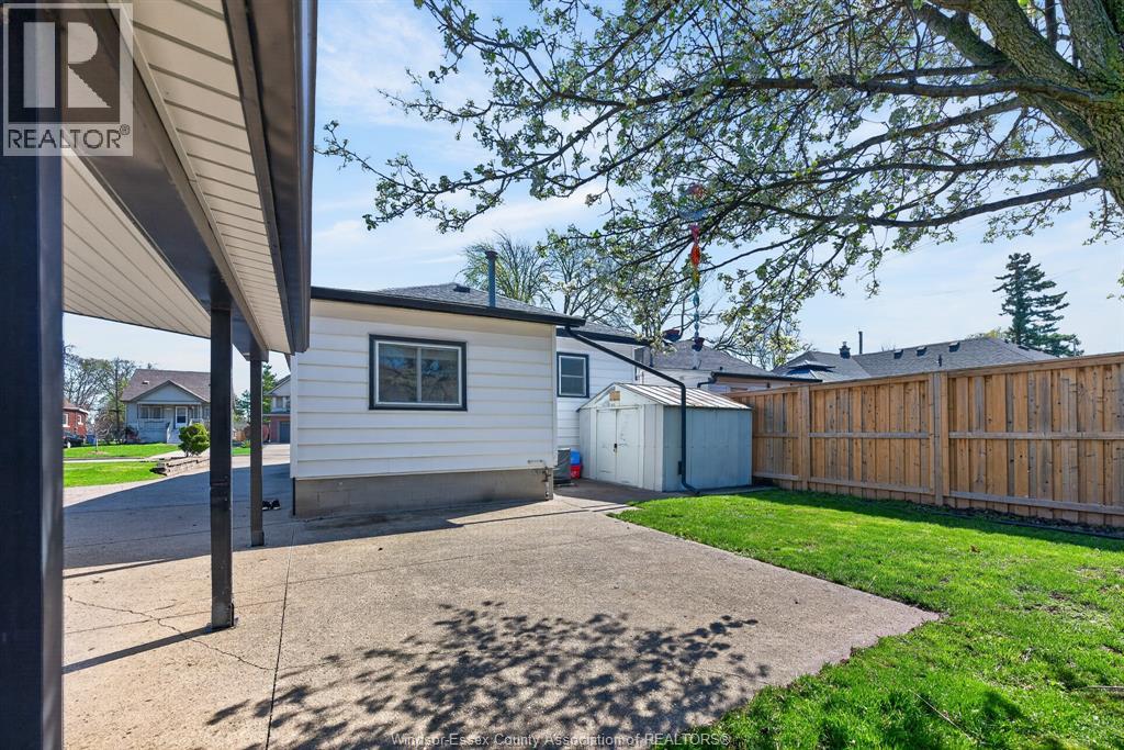 2489 FRANCOIS ROAD, Windsor, Ontario, N8W4T3 — Photo 9