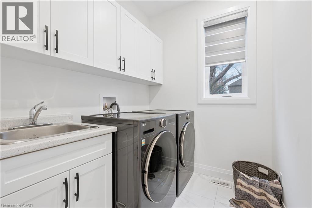 213 FALLOWFIELD Drive, Kitchener, Ontario, N2C2T7 — Photo 17