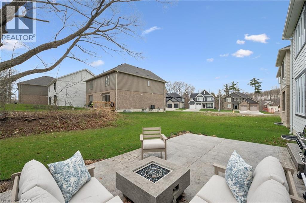 213 FALLOWFIELD Drive, Kitchener, Ontario, N2C2T7 — Photo 40