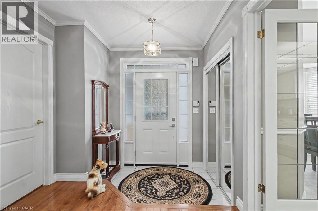 98 BEASLEY Crescent, Cambridge, Ontario, N1T1T5 — Photo 5