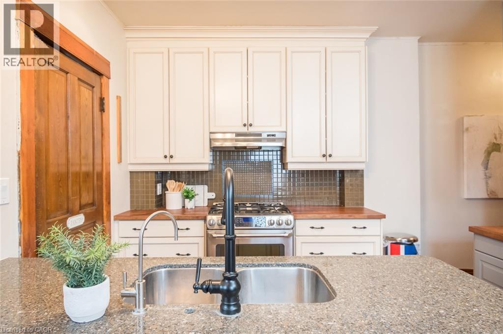 207 WATERLOO Street N, Cambridge, Ontario, N3H1N1 — Photo 16