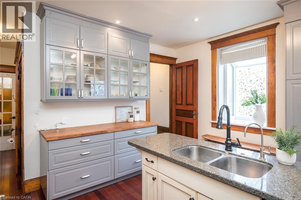 207 WATERLOO Street N, Cambridge, Ontario, N3H1N1 — Photo 18