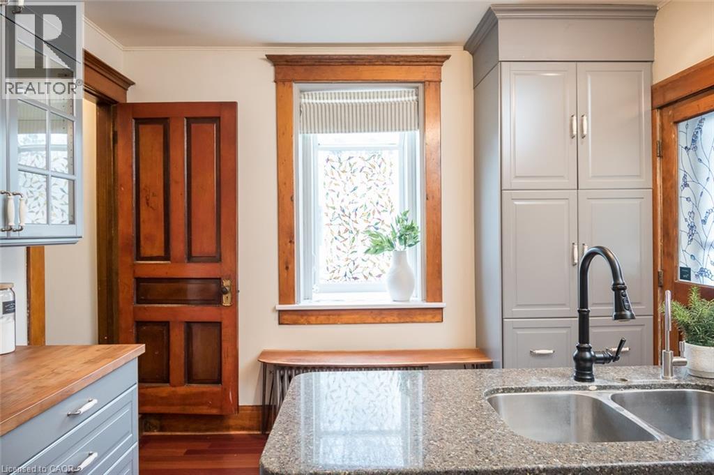 207 WATERLOO Street N, Cambridge, Ontario, N3H1N1 — Photo 19