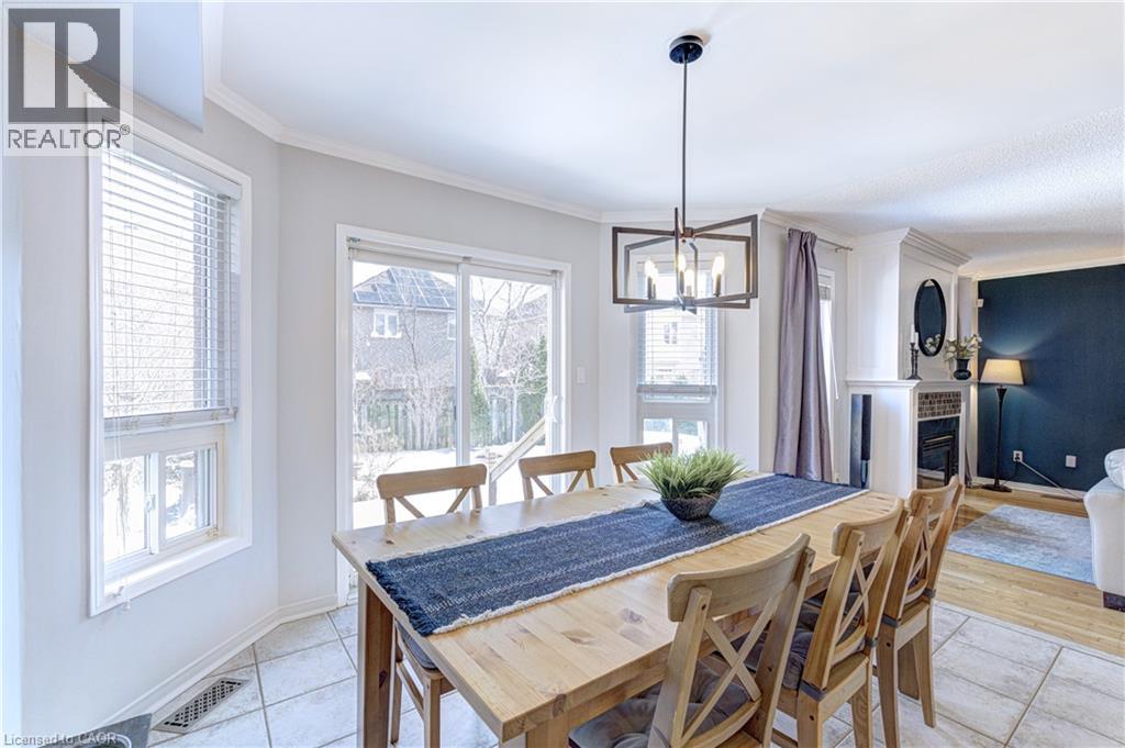 2142 MEADOWGLEN Drive, Oakville, Ontario, L6M4C8 — Photo 6