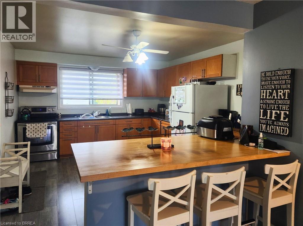 85 LYNDHURST Street Unit# 3, Brantford, Ontario, N3S4N1 — Photo 4