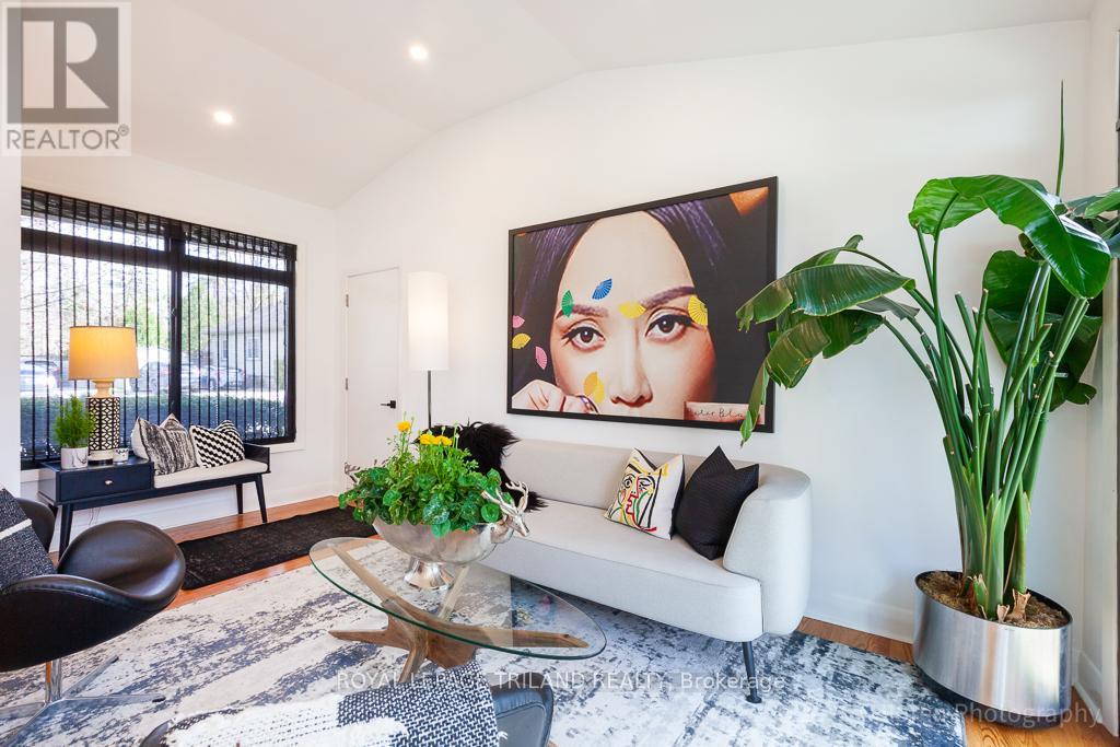 423 MOORE STREET, London South (South F), Ontario, N6C2C1 — Photo 14