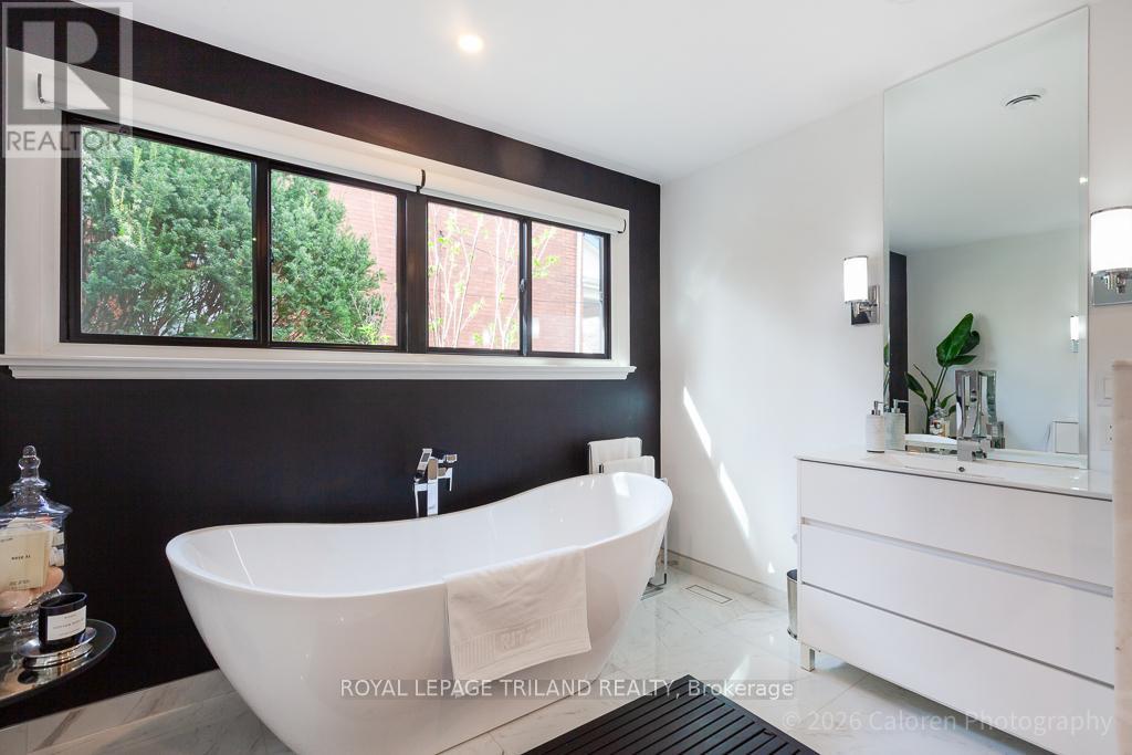 423 MOORE STREET, London South (South F), Ontario, N6C2C1 — Photo 22