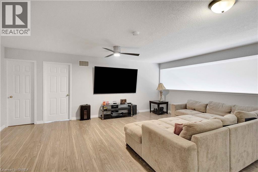 85 HUNTER Way, Brantford, Ontario, N3T0A2 — Photo 33