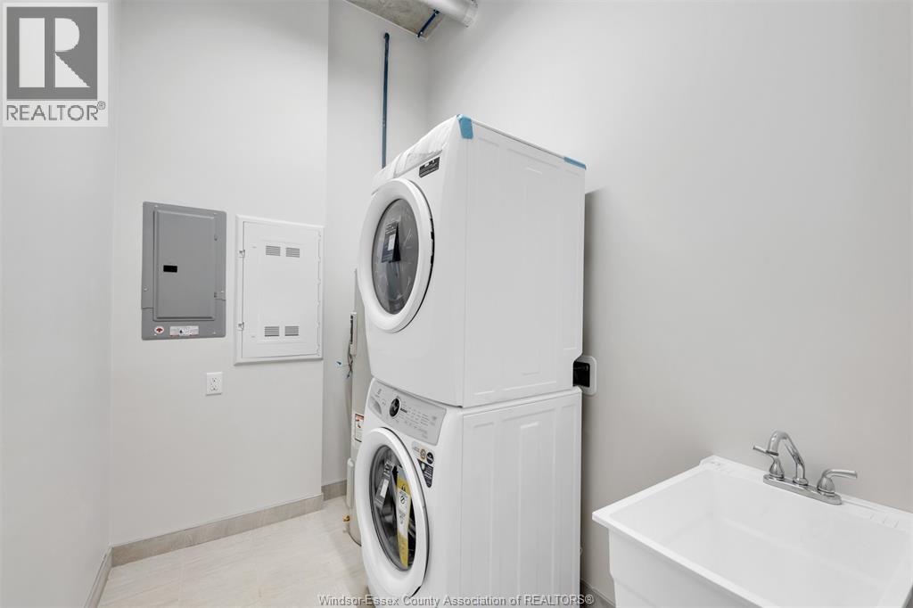 11941 TECUMSEH ROAD East Unit# 401, Tecumseh, Ontario, N8N1L8 — Photo 12