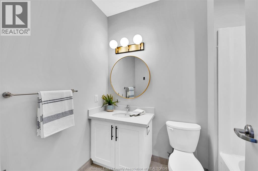 11941 TECUMSEH ROAD East Unit# 401, Tecumseh, Ontario, N8N1L8 — Photo 16