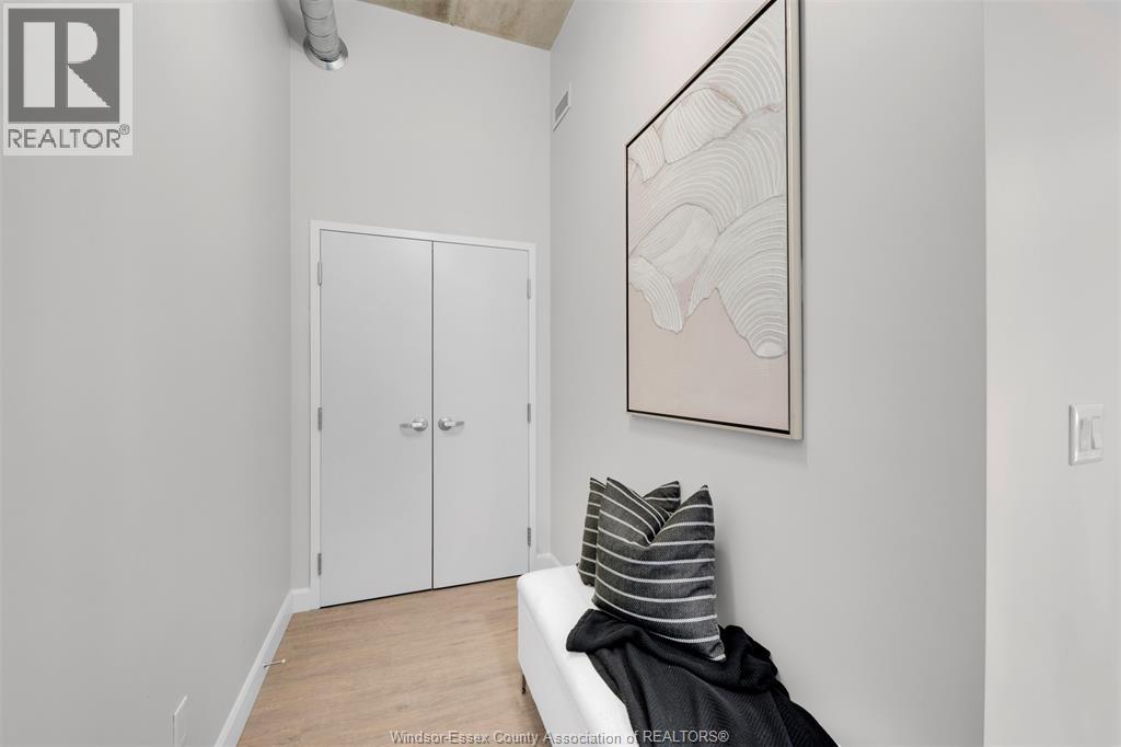 11941 TECUMSEH ROAD East Unit# 401, Tecumseh, Ontario, N8N1L8 — Photo 2