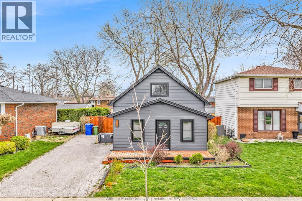 622 LABUTE STREET, Tecumseh, Ontario, N8N2B3 — Photo 2