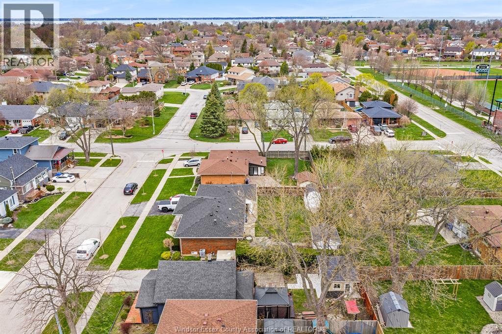 622 LABUTE STREET, Tecumseh, Ontario, N8N2B3 — Photo 4